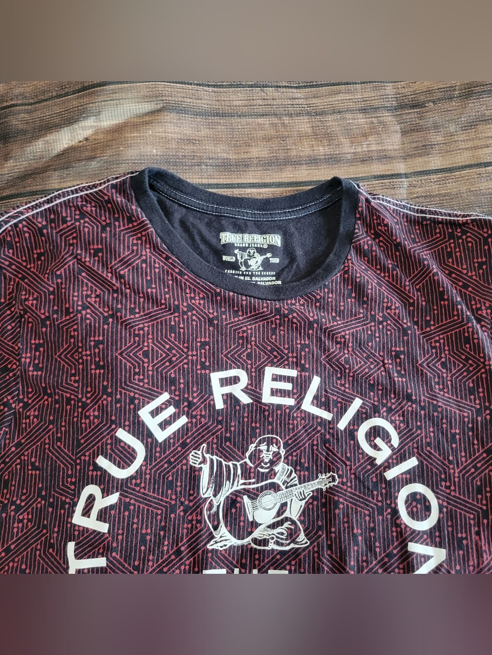True Religion Tee! - Picture 4 of 6